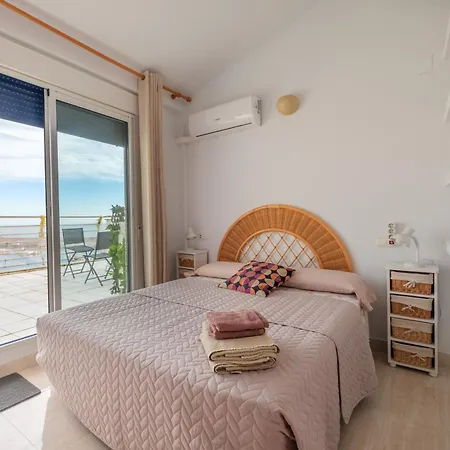 Atico Duplex Exclusivo Con Amplias Terrazas, Piscina Y Vistas Al Mar En Ametlla De Mar L'Ametlla de Mar